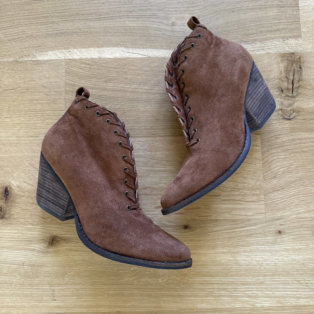 Coconuts by Matisse Split Front Ankle Bootie Sz 8 Brown Suede Alabama Western